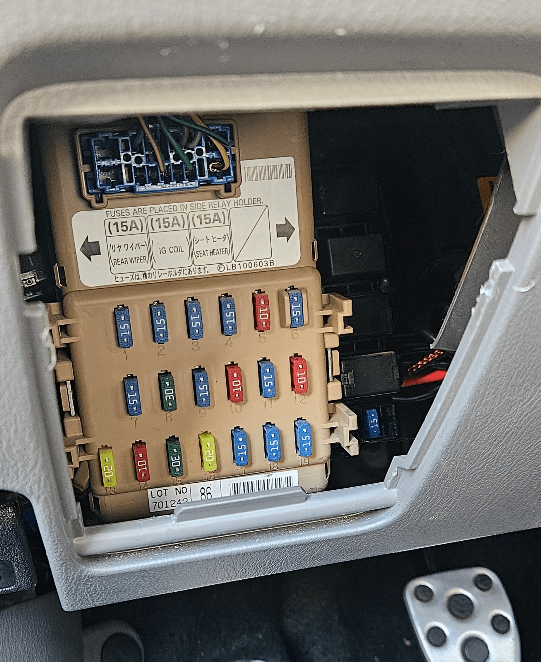 subaru fuse panel