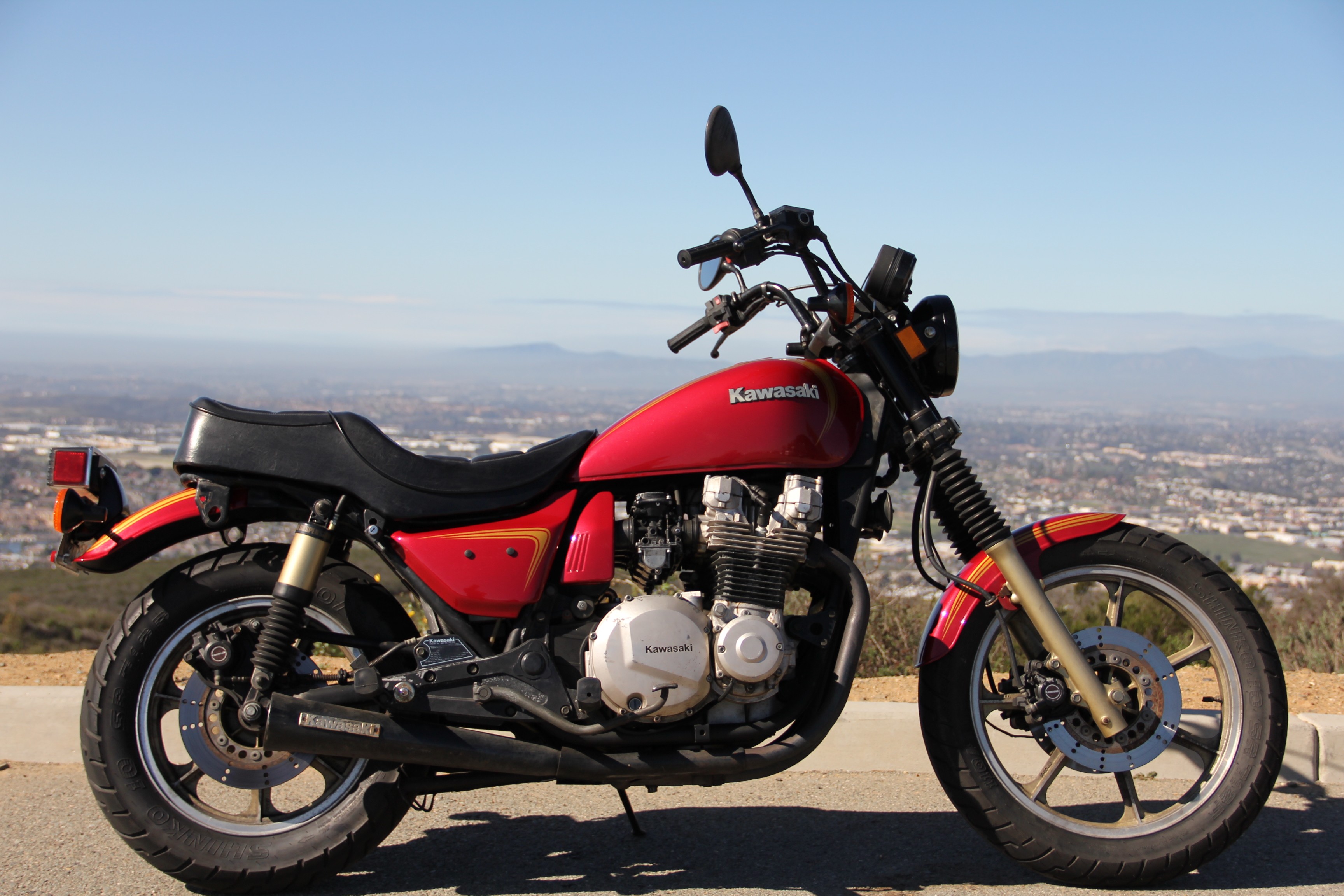 1983 Kawasaki KZ1100D Spectre red