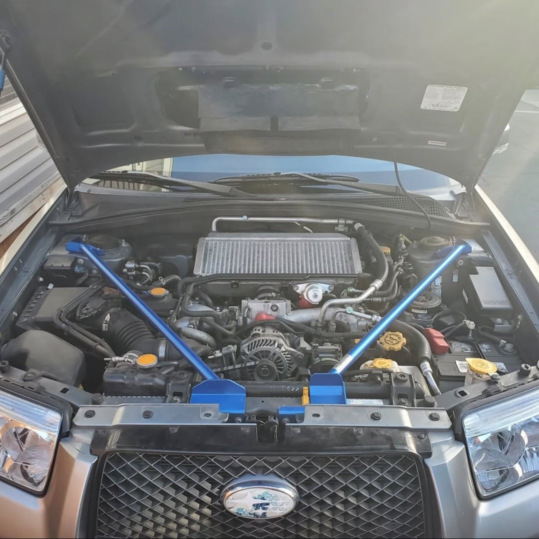 2007 subaru forester xt sports engine bay with cusco suspension bracing