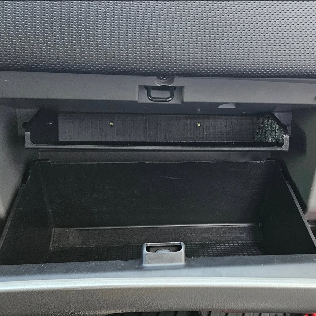 SMITHtRONiC glove box shelf installed in an SG Forester